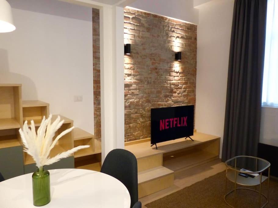 Apartament Fiera - Citylife Luxury Loft Near Duomo Mediolan Zewnętrze zdjęcie